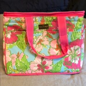 NWT Lilly Pulitzer insulated cooler in Big Flirt